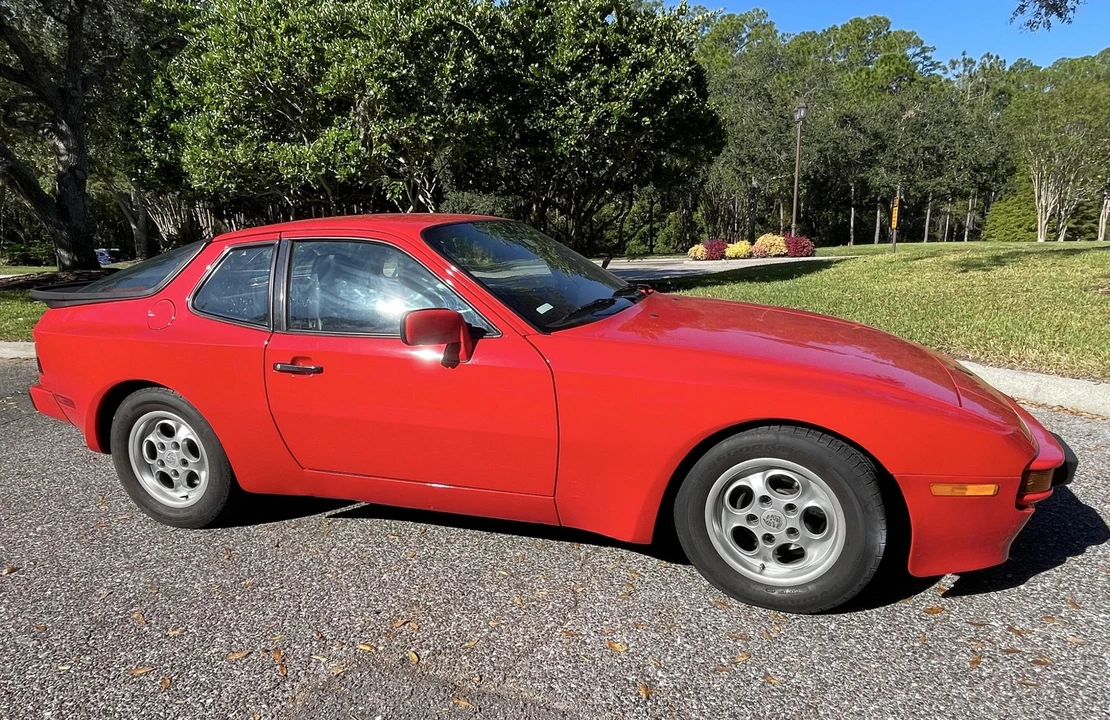 1986 Porsche 944 - Image 2 of 31