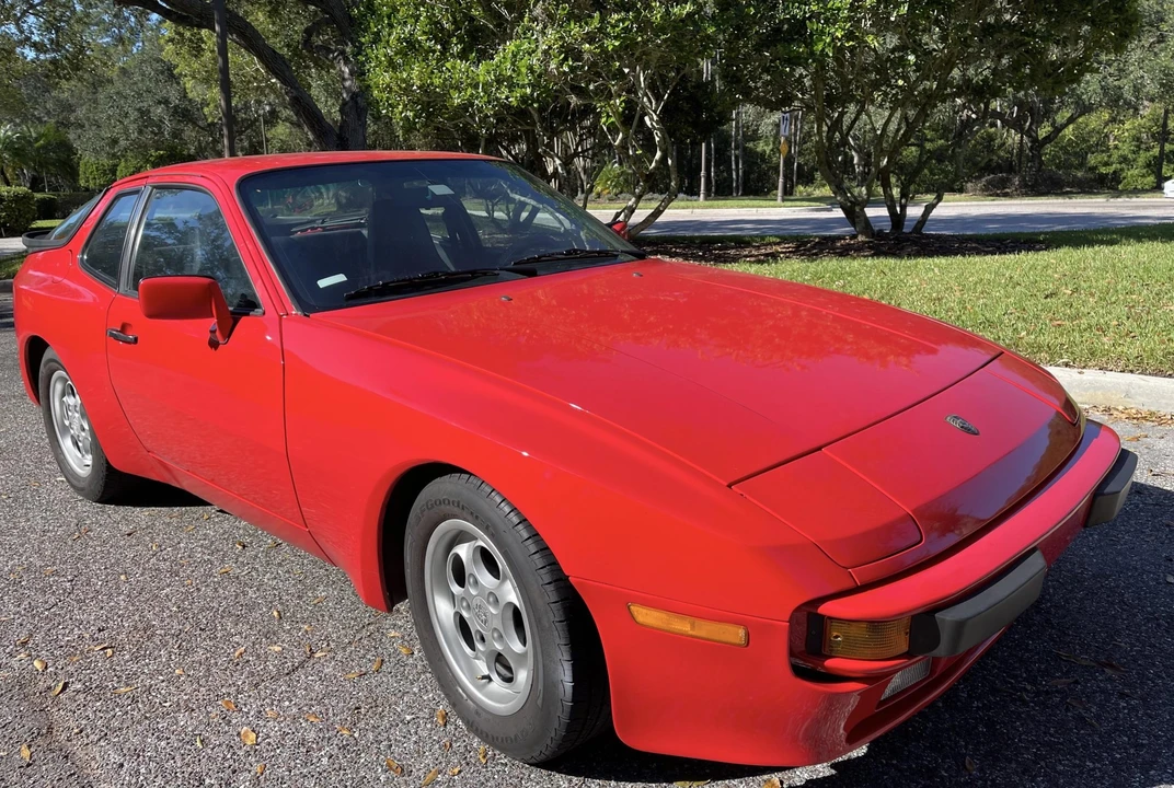 1986 Porsche 944 - Image 3 of 31