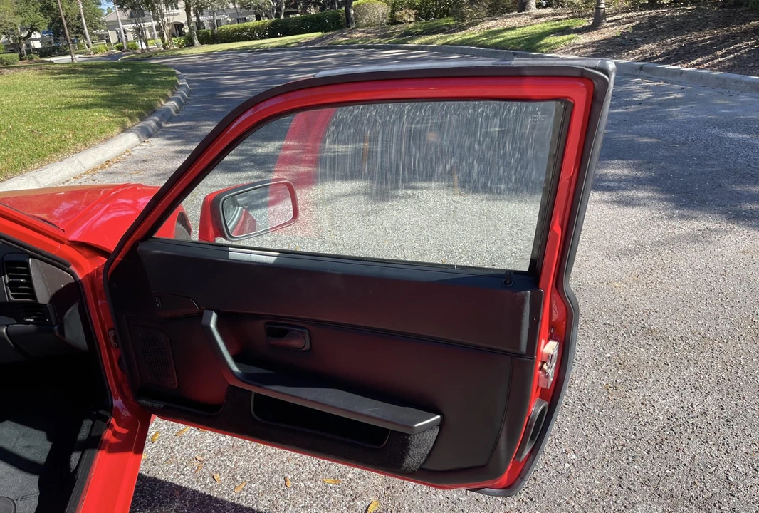1986 Porsche 944 - Image 20 of 31