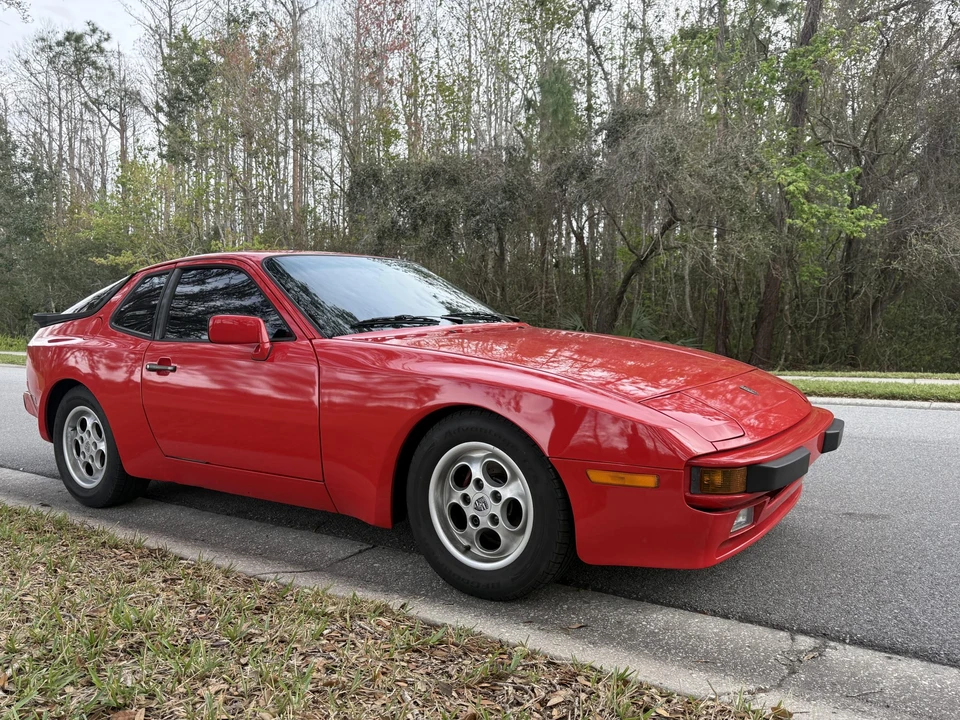 1986 Porsche 944 - Image 11 of 31