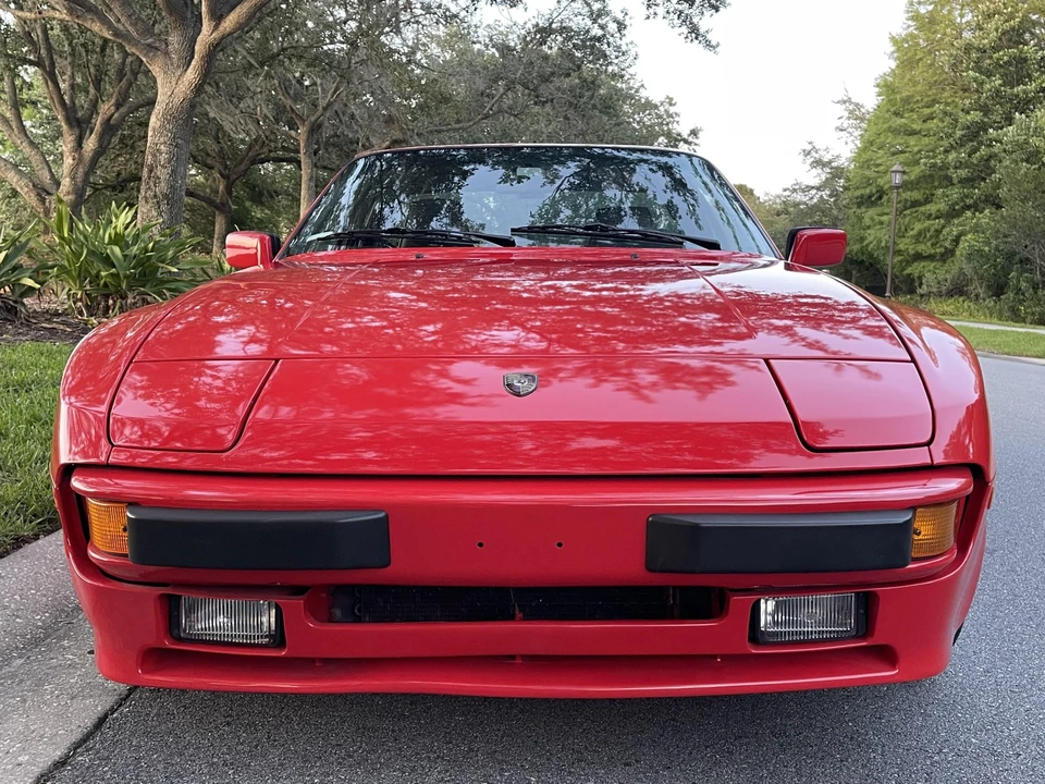 1986 Porsche 944 - Image 11 of 31