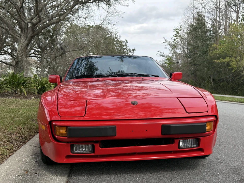 1986 Porsche 944 - Image 8 of 31