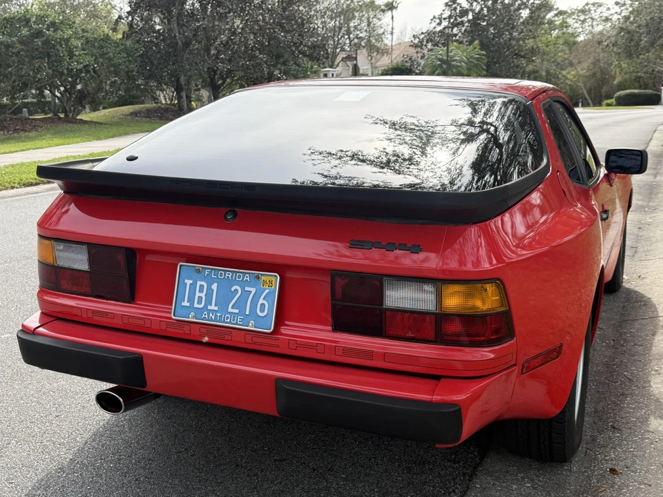 1986 Porsche 944 - Image 15 of 31