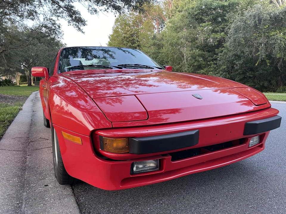 1986 Porsche 944 - Image 12 of 31