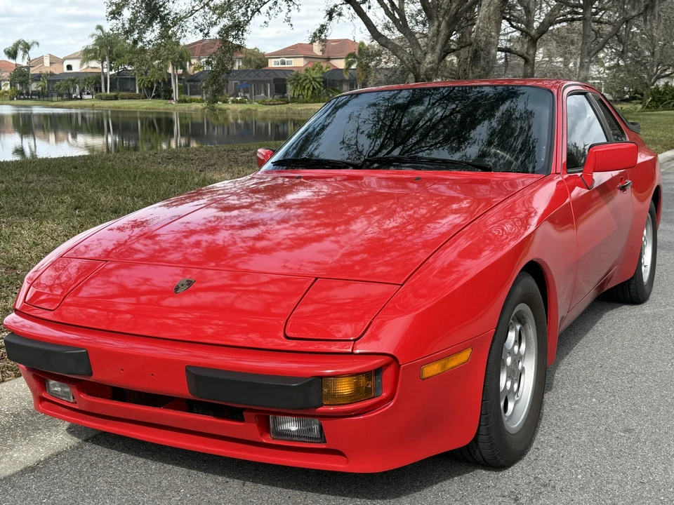 1986 Porsche 944 - Image 4 of 31