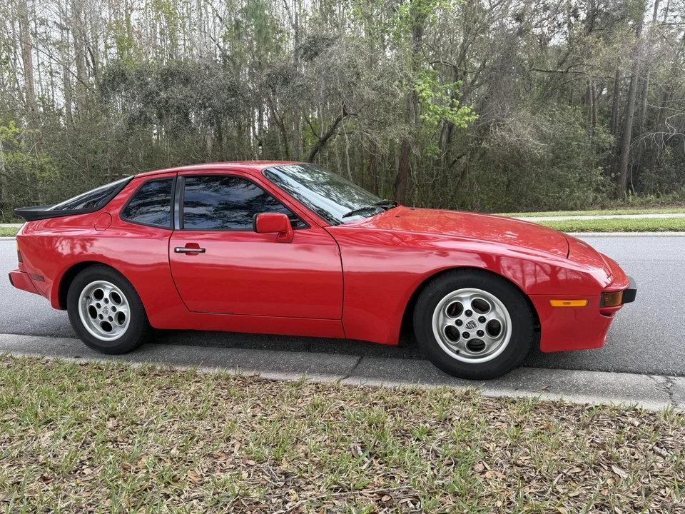 1986 Porsche 944 - Image 12 of 31