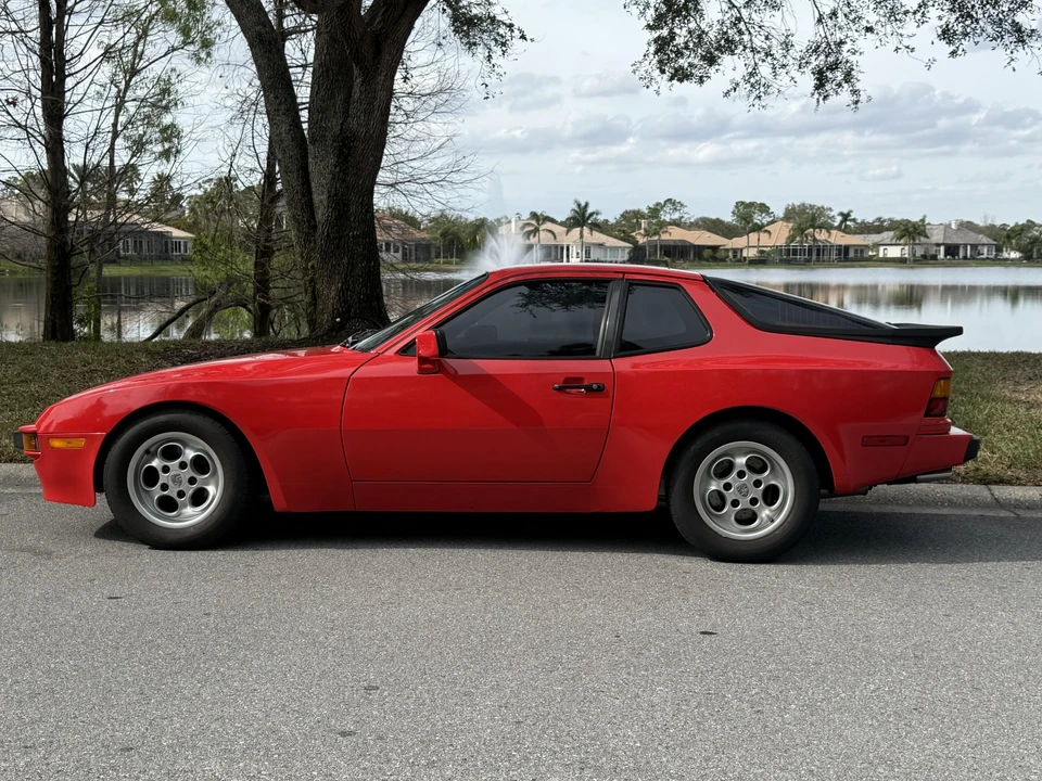 1986 Porsche 944 - Image 19 of 31