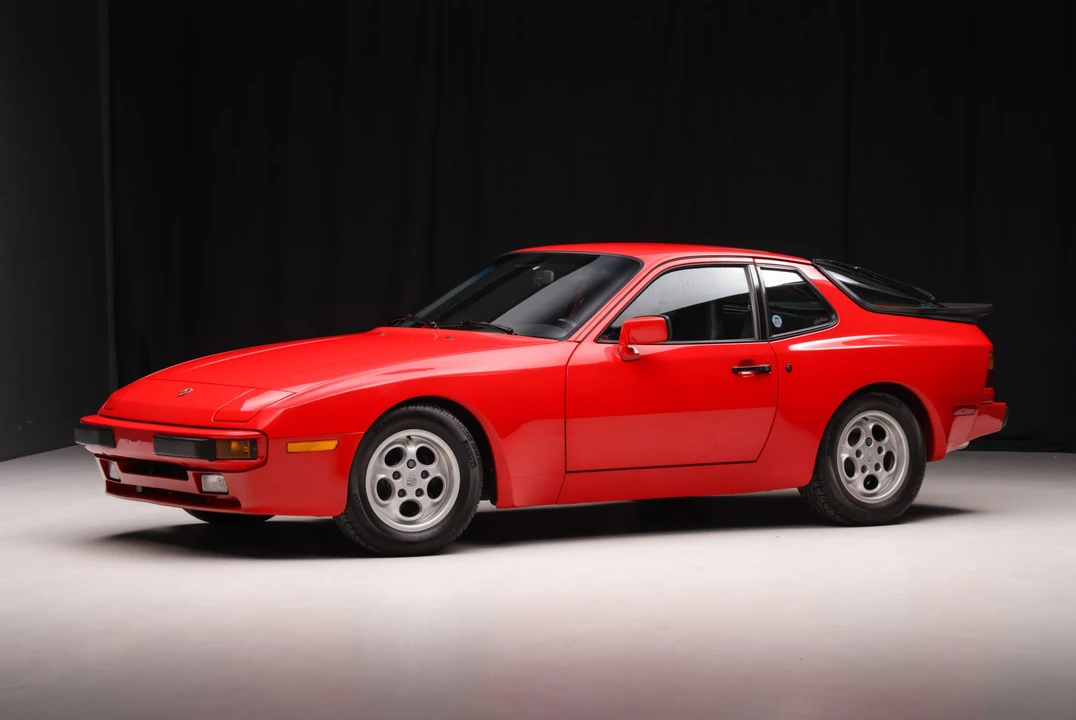 1986 Porsche 944 - Image 3 of 31