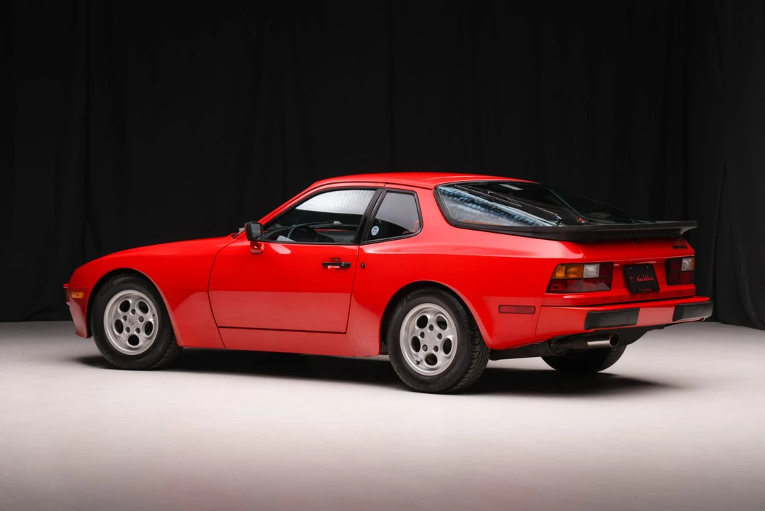1986 Porsche 944 - Image 5 of 31