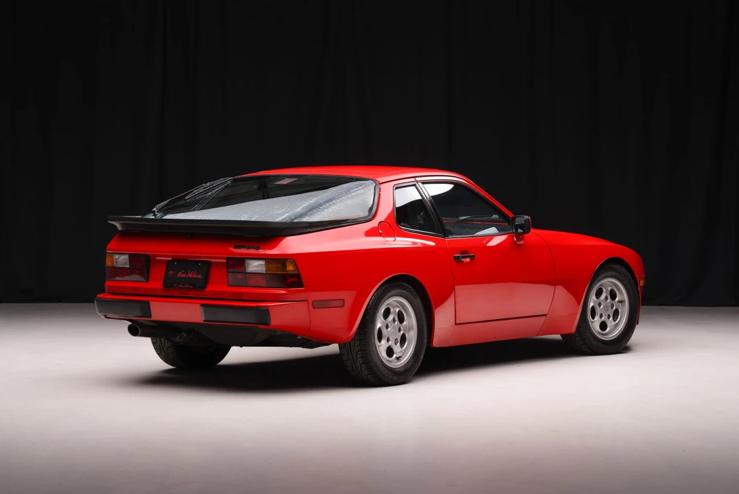 1986 Porsche 944 - Image 8 of 31
