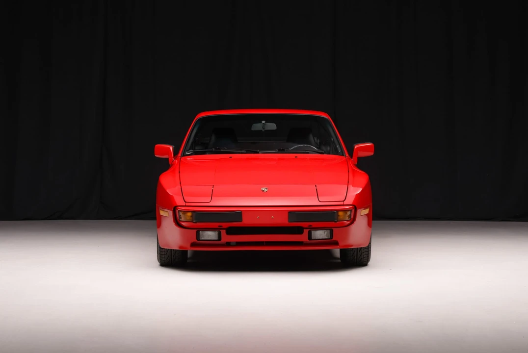 1986 Porsche 944 - Image 13 of 31