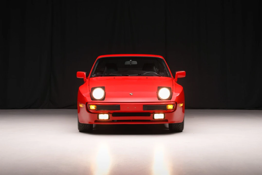 1986 Porsche 944 - Image 16 of 31