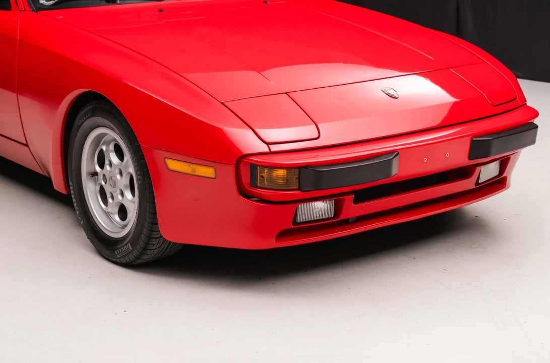 1986 Porsche 944 - Image 24 of 31