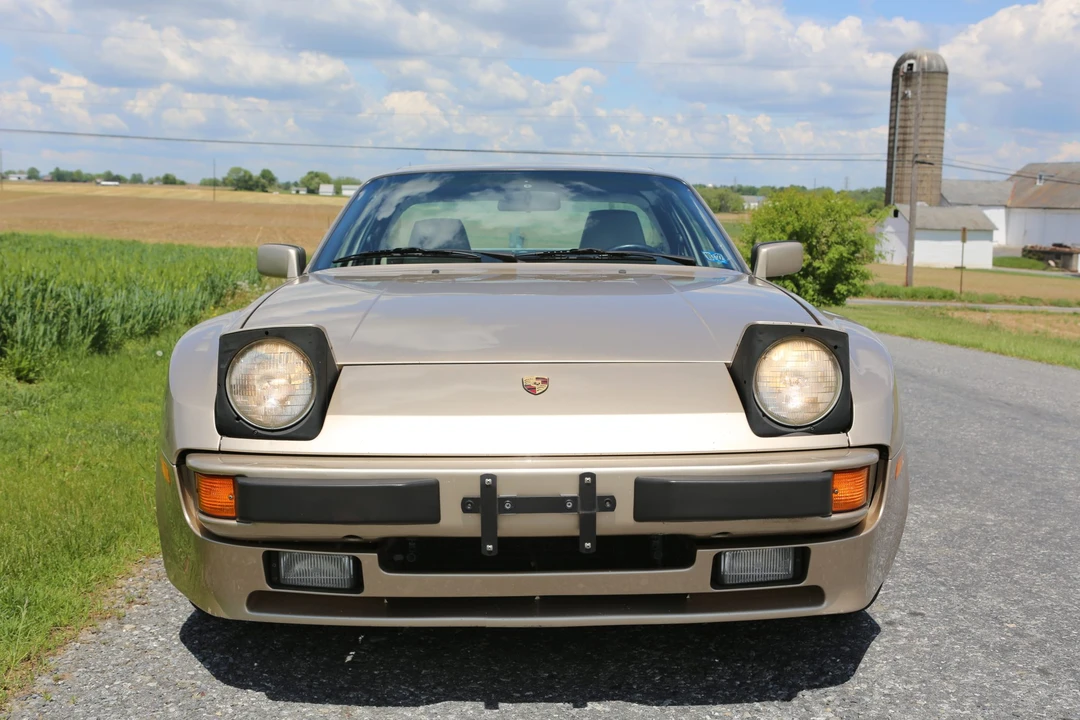 1986 Porsche 944 - Image 6 of 31