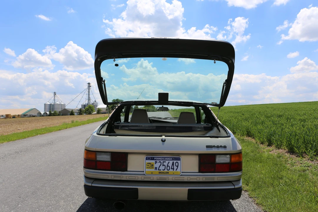1986 Porsche 944 - Image 20 of 31