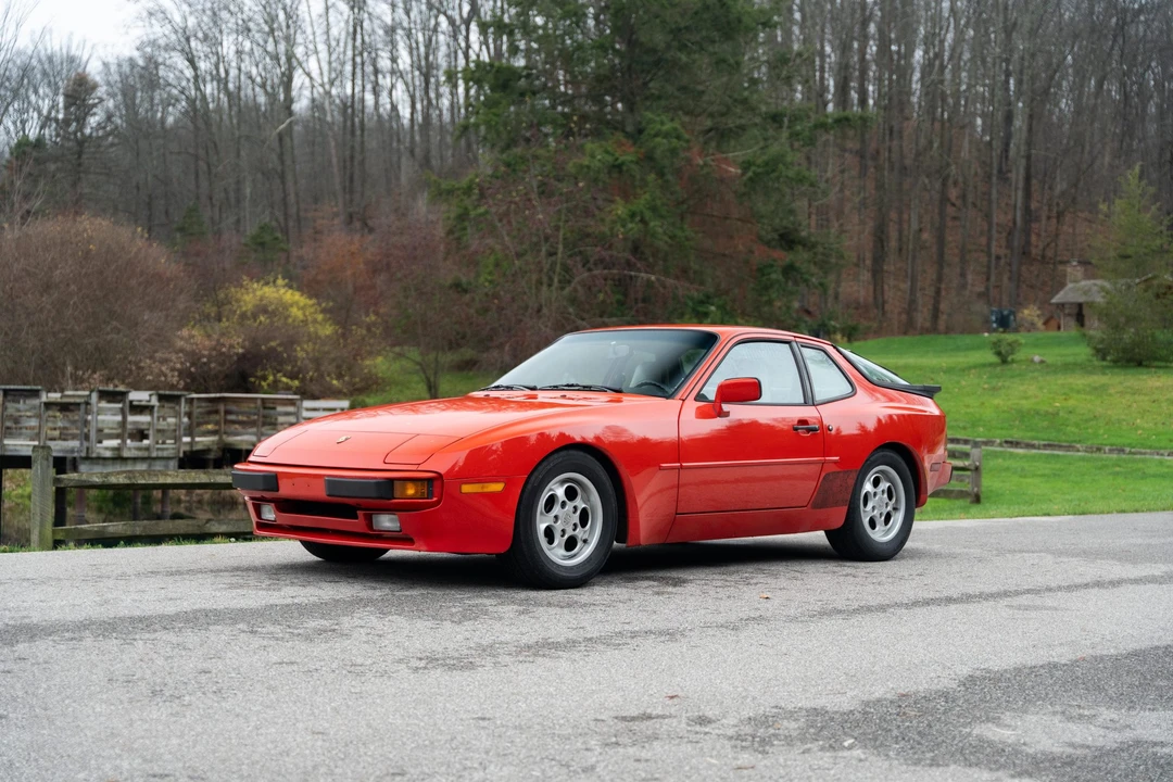 1986 Porsche 944 - Image 14 of 31