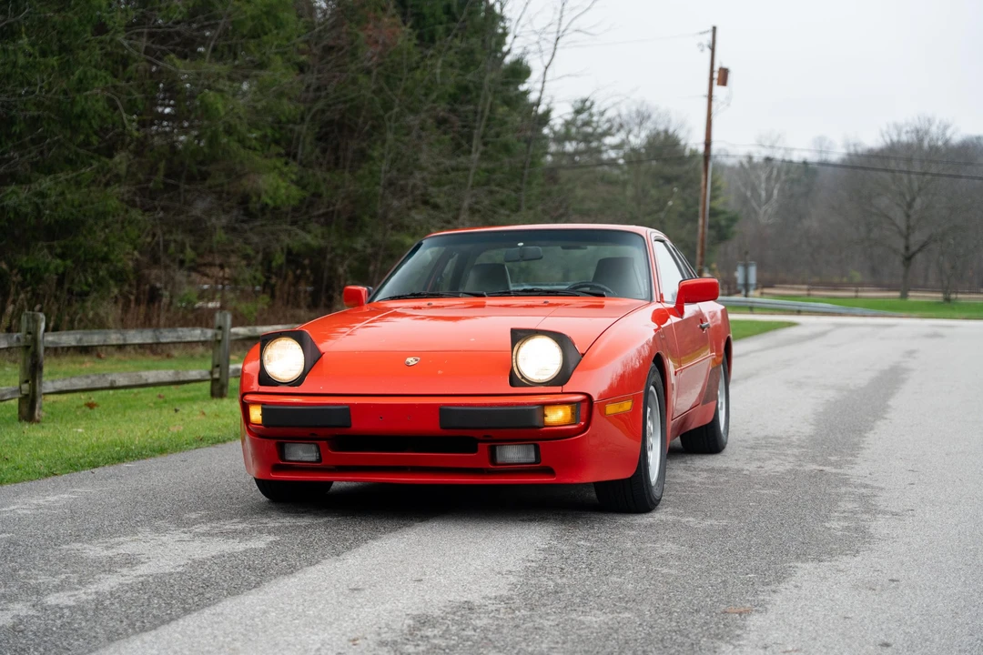 1986 Porsche 944 - Image 11 of 31