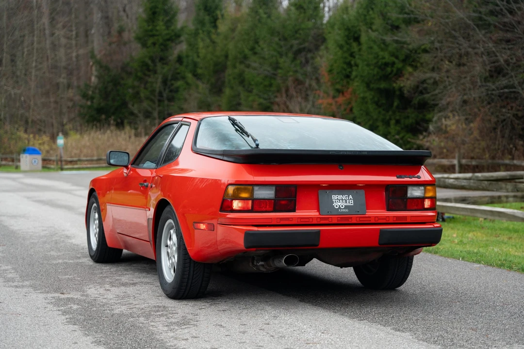1986 Porsche 944 - Image 24 of 31