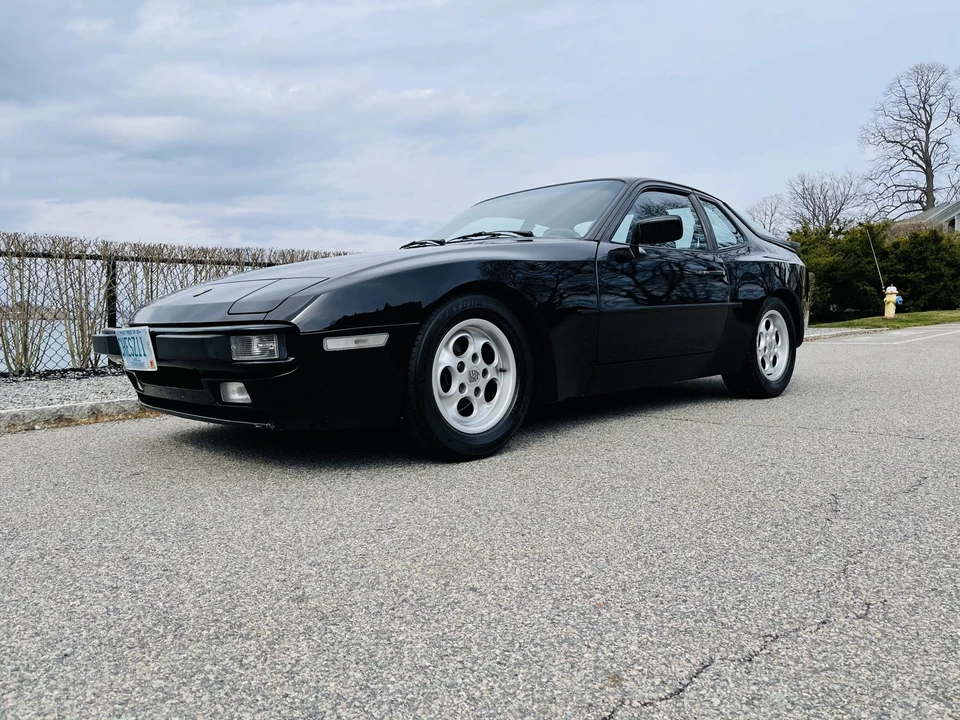 1986 Porsche 944 - Image 2 of 31