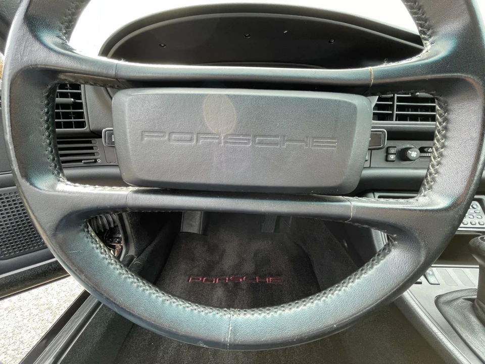 1986 Porsche 944 - Image 26 of 31