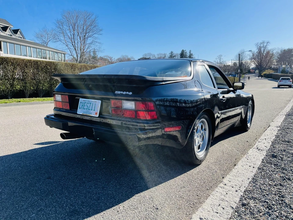 1986 Porsche 944 - Image 8 of 31
