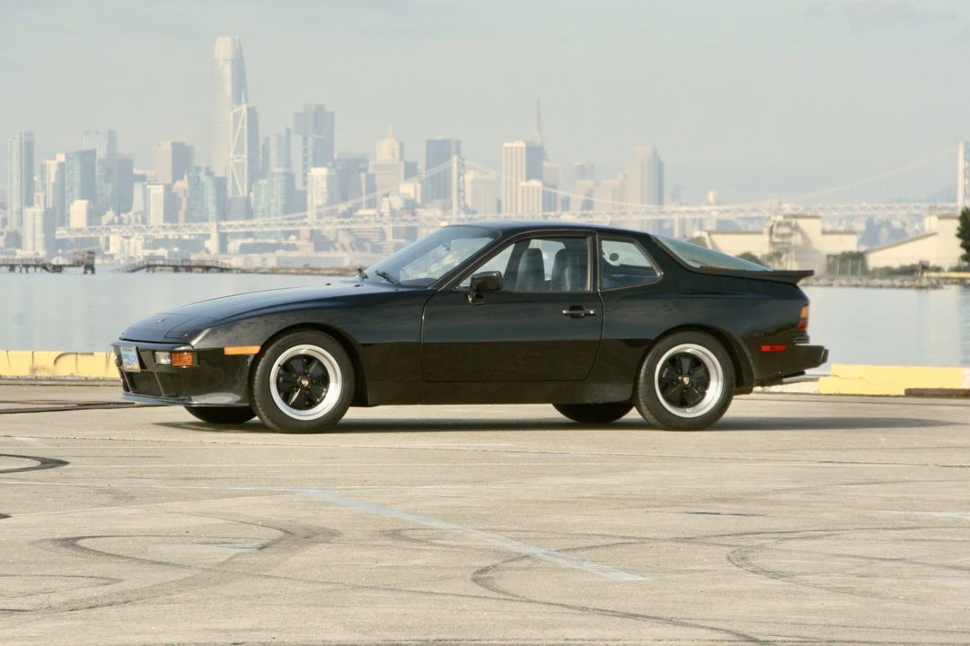 1986 Porsche 944 - Image 16 of 31