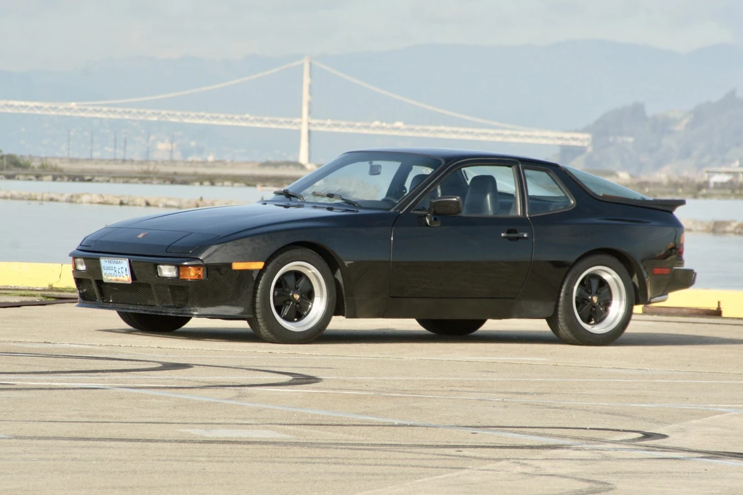 1986 Porsche 944 - Image 15 of 31