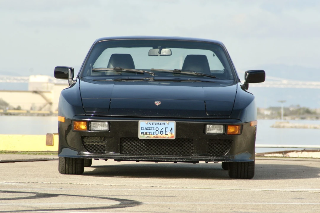 1986 Porsche 944 - Image 6 of 31