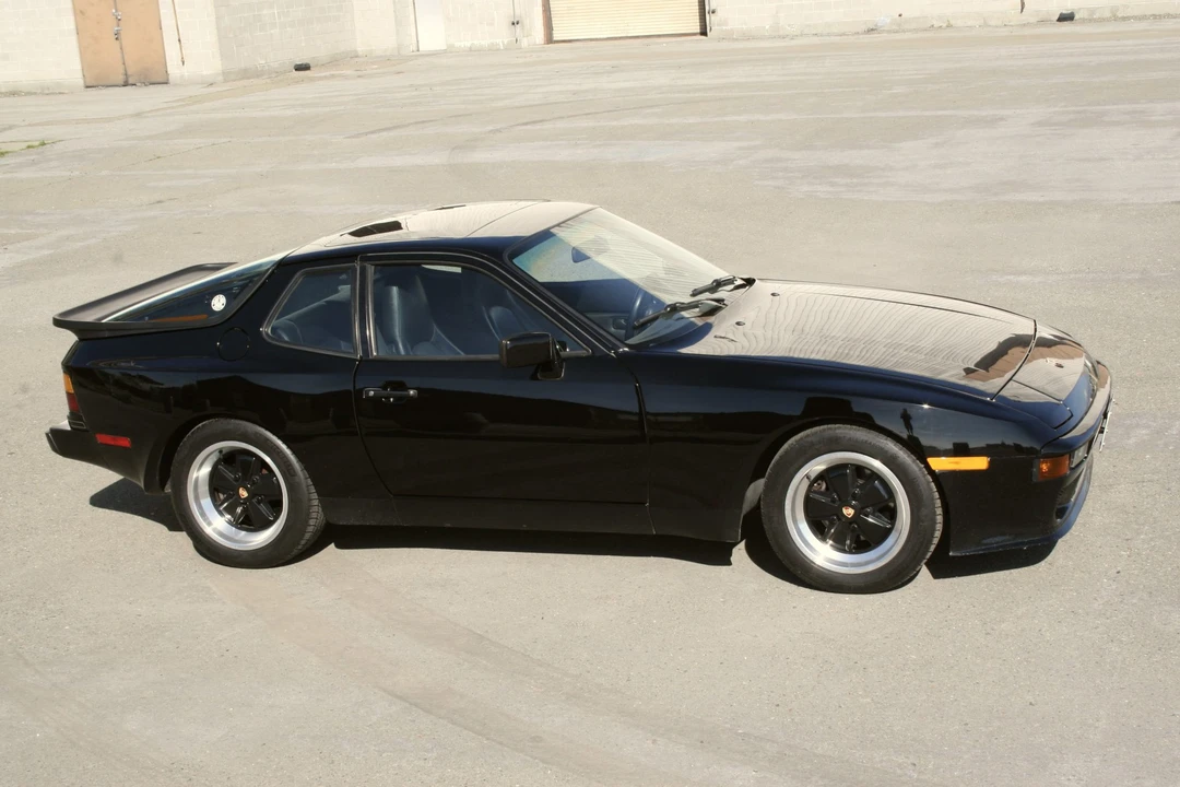 1986 Porsche 944 - Image 3 of 31