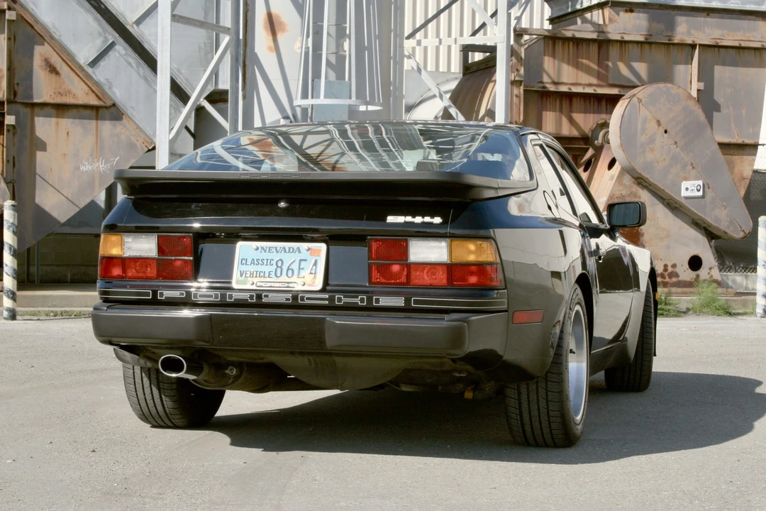 1986 Porsche 944 - Image 26 of 31