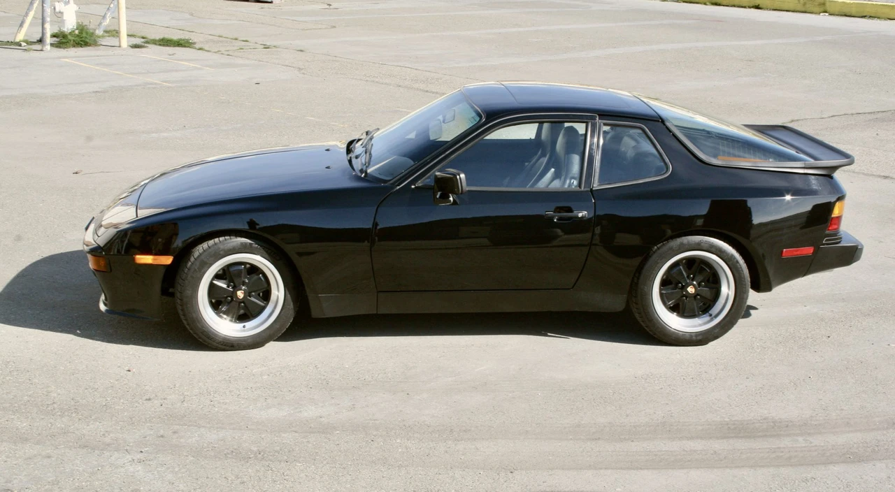 1986 Porsche 944 - Image 18 of 31