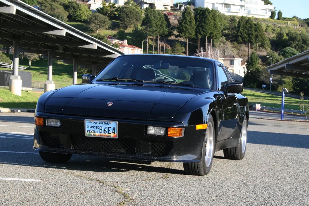 1986 Porsche 944 - Image 7 of 31