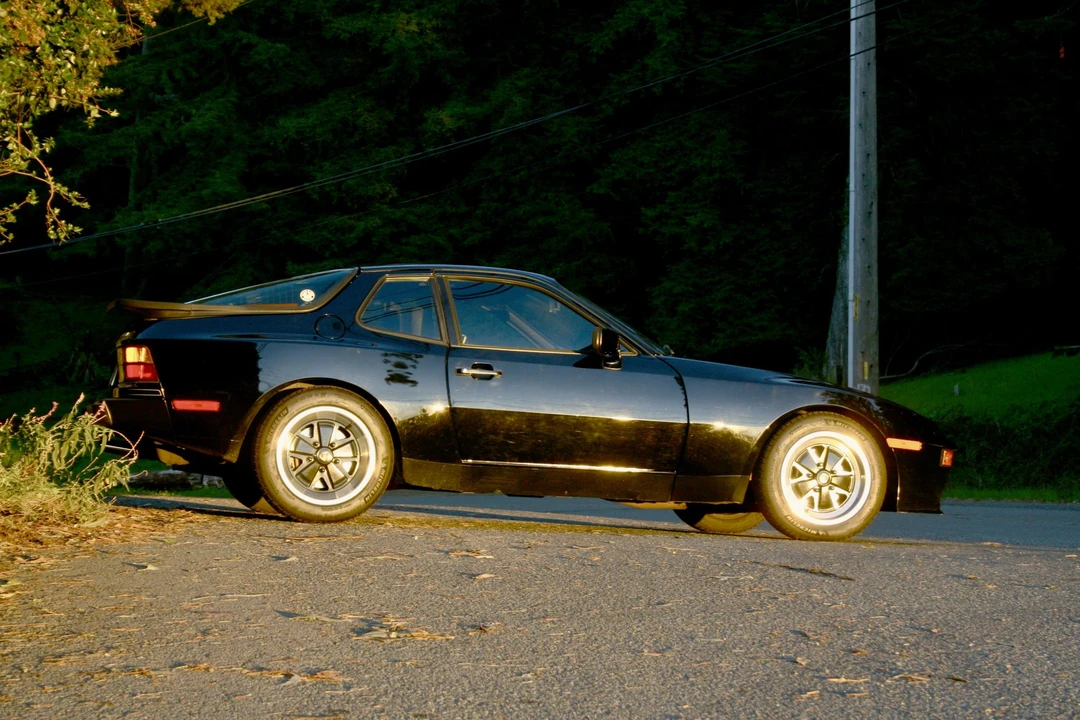 1986 Porsche 944 - Image 2 of 31