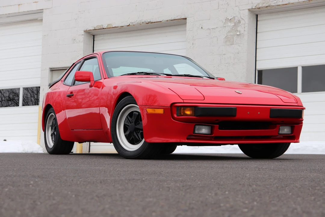 1986 Porsche 944 - Image 10 of 31