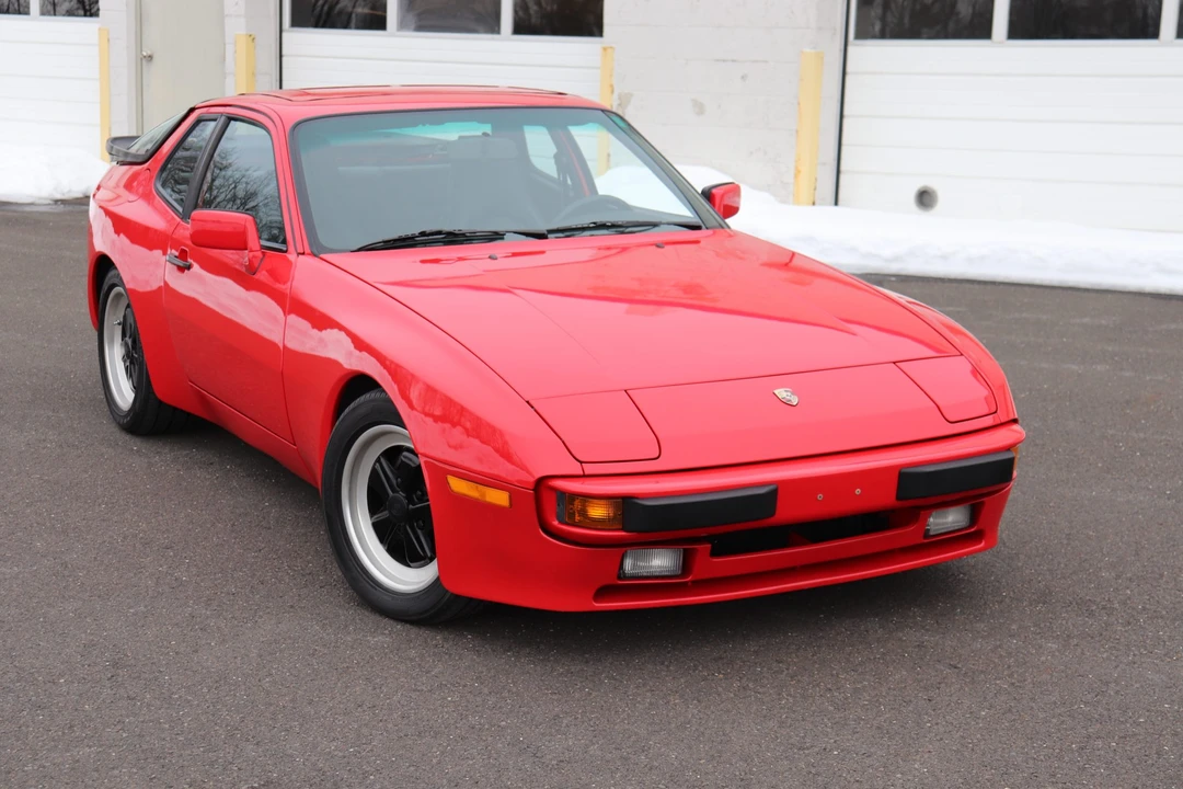 1986 Porsche 944 - Image 9 of 31