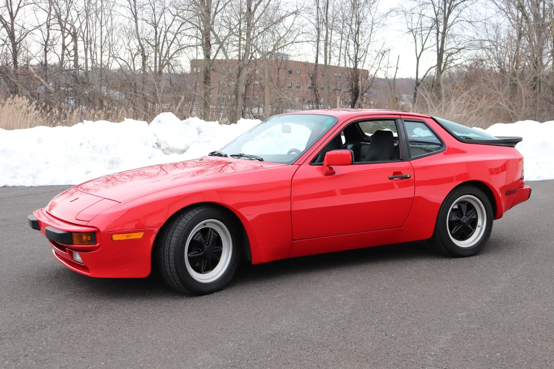 1986 Porsche 944 - Image 3 of 31