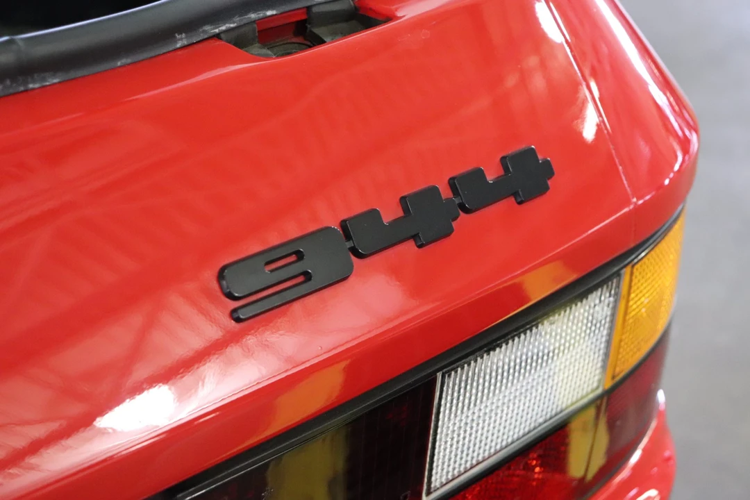 1986 Porsche 944 - Image 24 of 31
