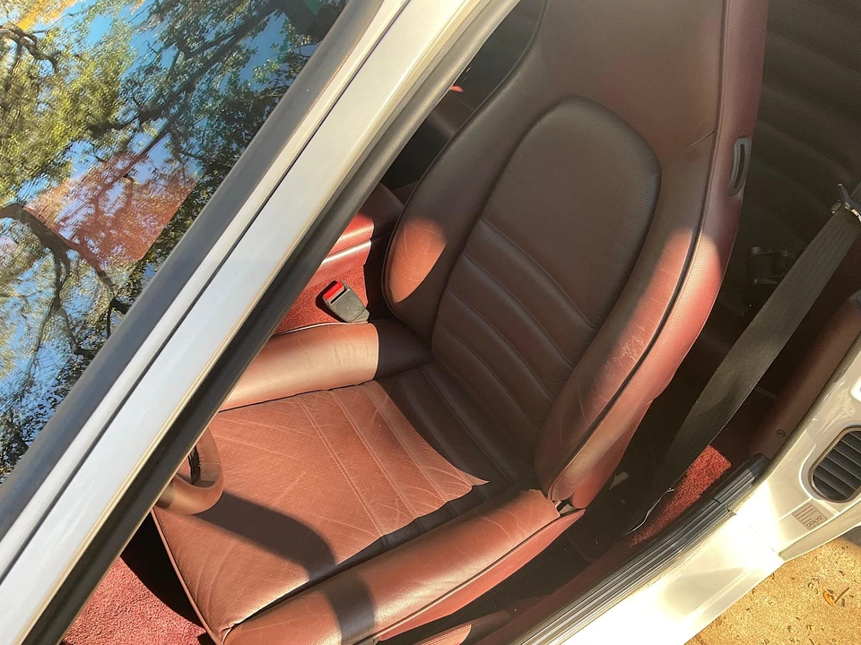1986 Porsche 944 - Image 29 of 31