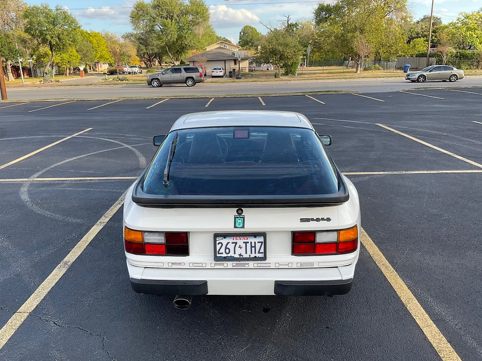 1986 Porsche 944 - Image 5 of 31