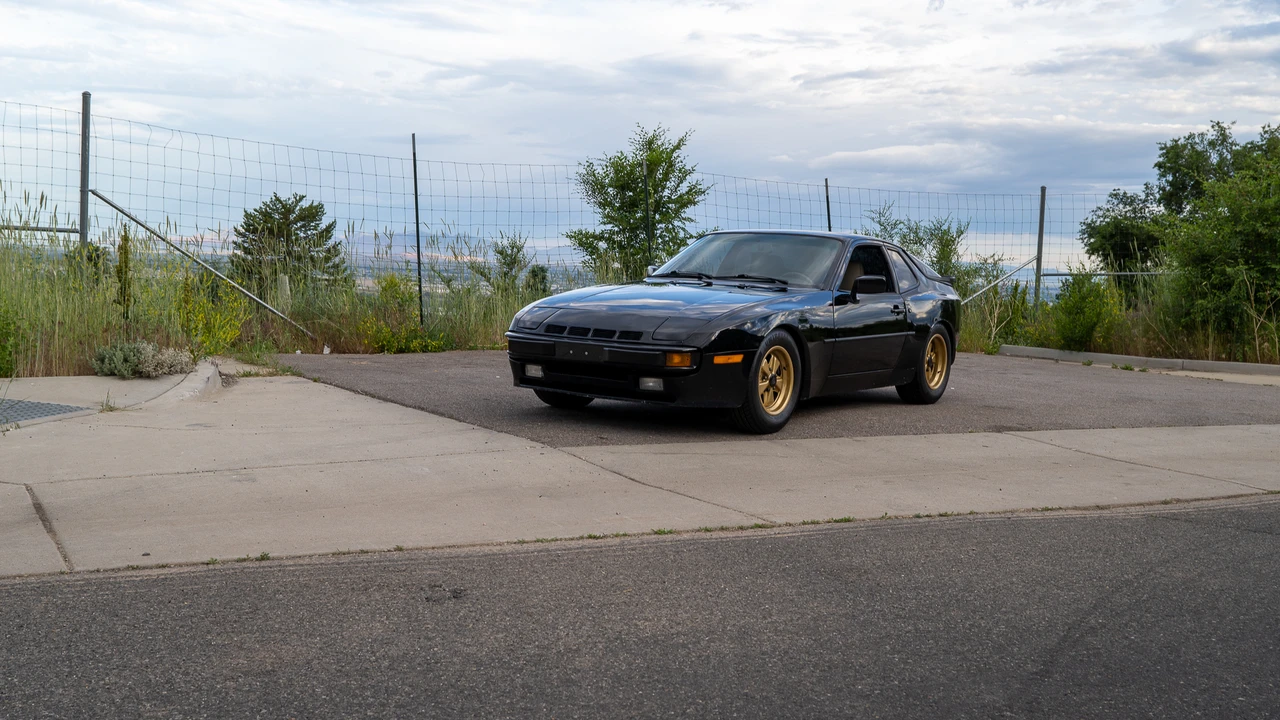 1986 Porsche 944 - Image 13 of 31