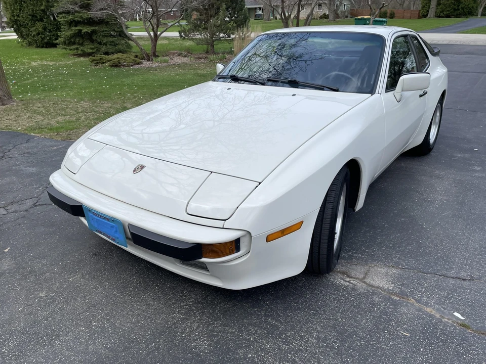 1986 Porsche 944 - Image 6 of 31