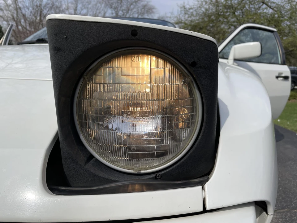 1986 Porsche 944 - Image 22 of 31