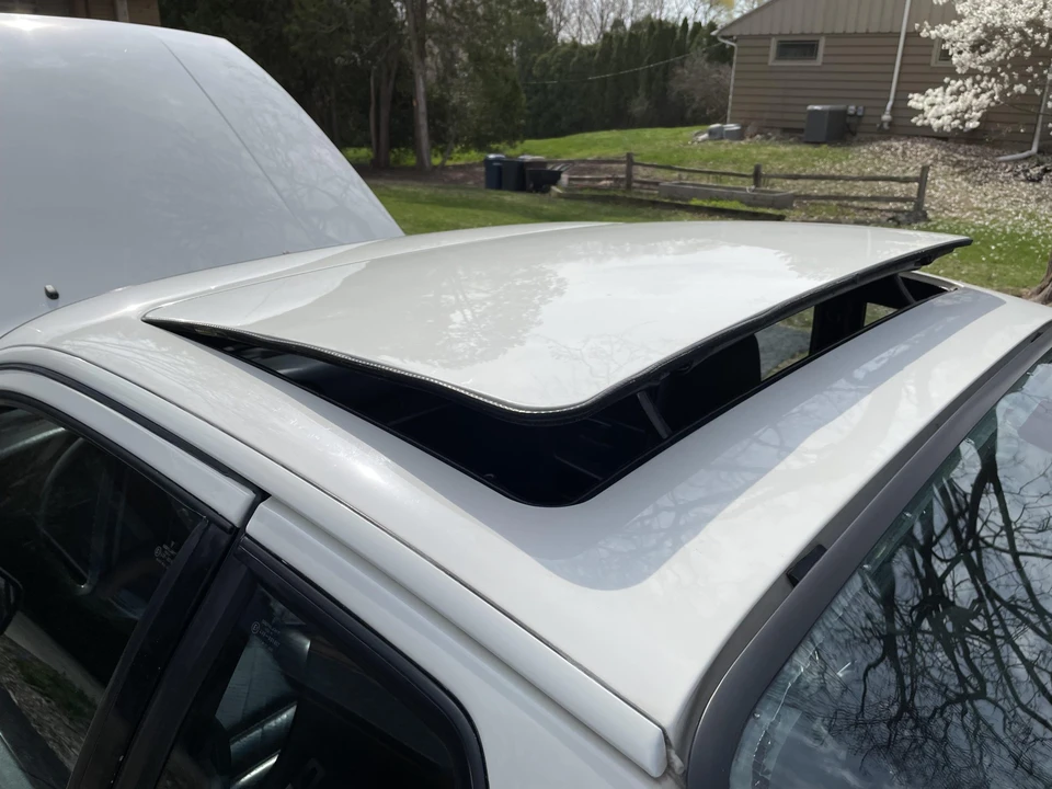 1986 Porsche 944 - Image 28 of 31