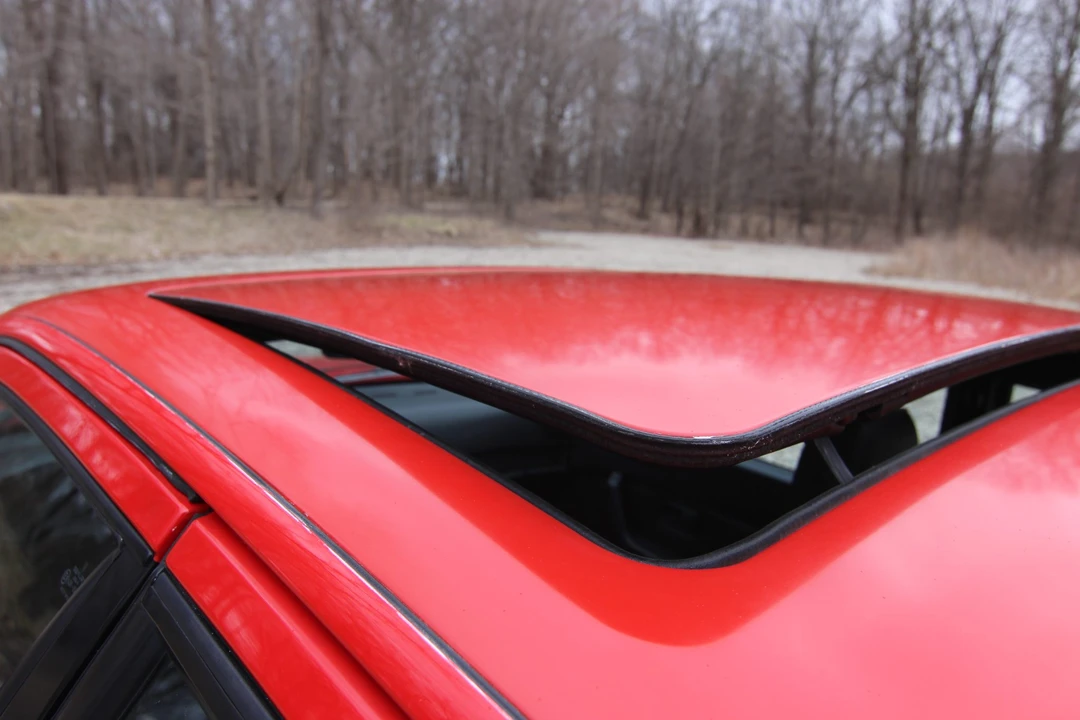 1986 Porsche 944 - Image 29 of 31