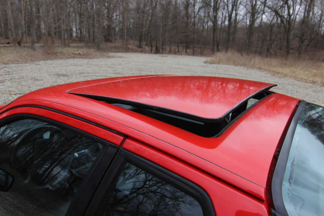 1986 Porsche 944 - Image 28 of 31