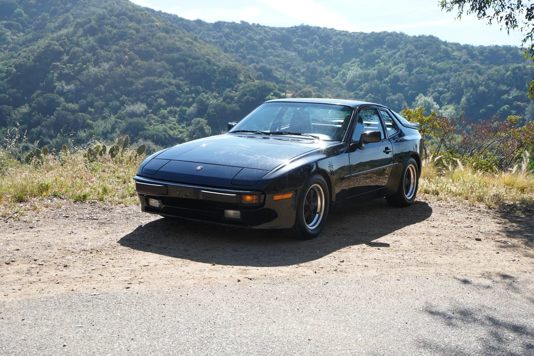 1986 Porsche 944 - Image 11 of 31