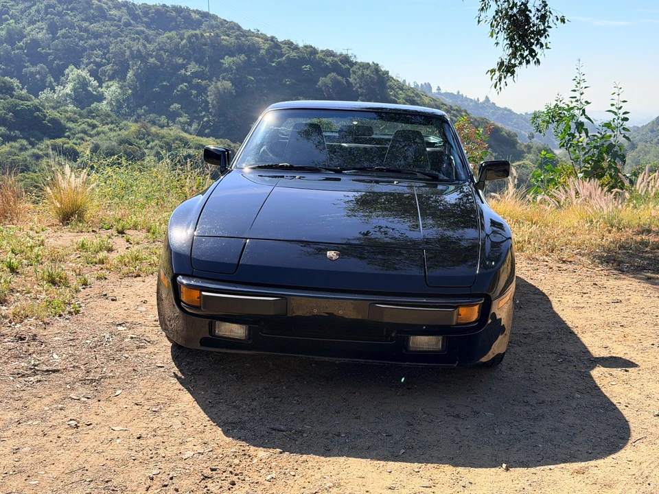 1986 Porsche 944 - Image 8 of 31