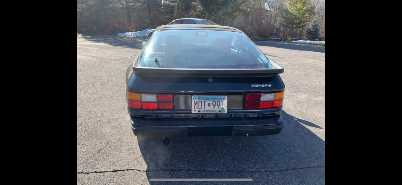 1986 Porsche 944 - Image 10 of 31