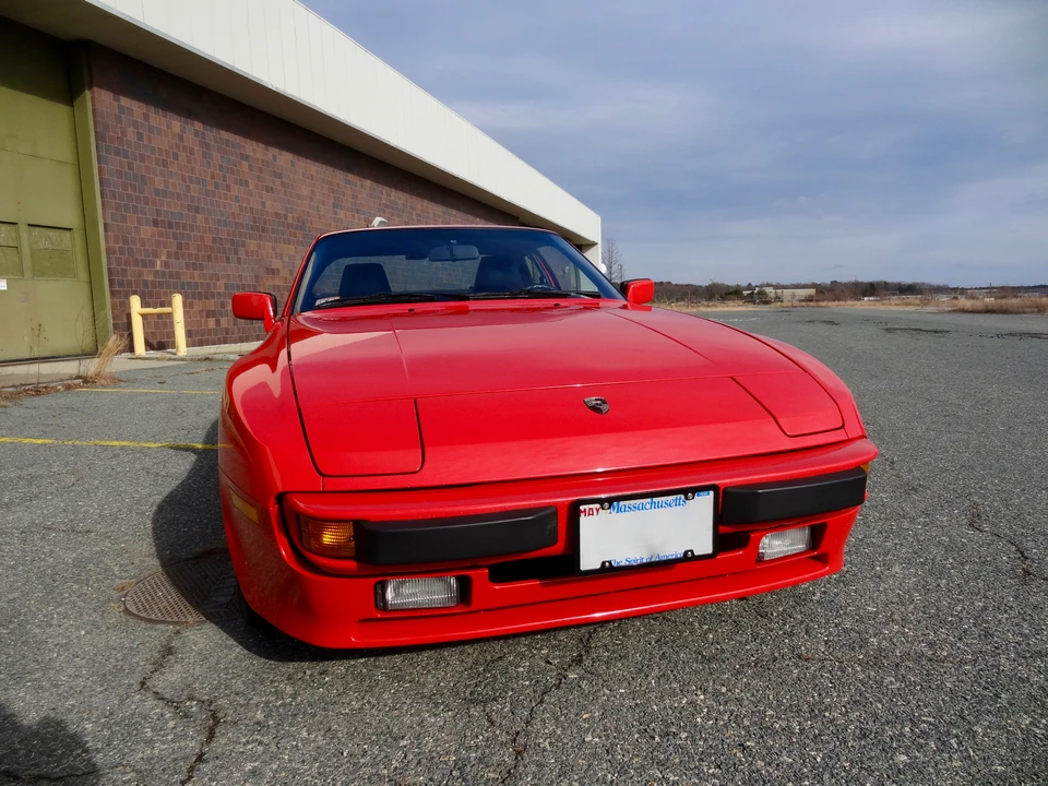 1986 Porsche 944 - Image 6 of 31
