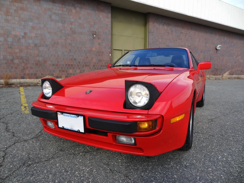 1986 Porsche 944 - Image 26 of 31